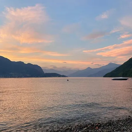 Lake House Near Bellagio Holiday home *